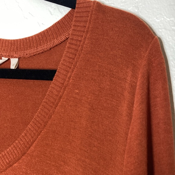 Soft Surroundings Burnt Orange V Neck Oversized Lightweight Sweater M - Picture 7 of 11